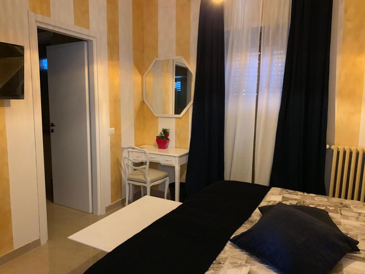 Fiumicinoa57 Bed & Breakfast Luaran gambar