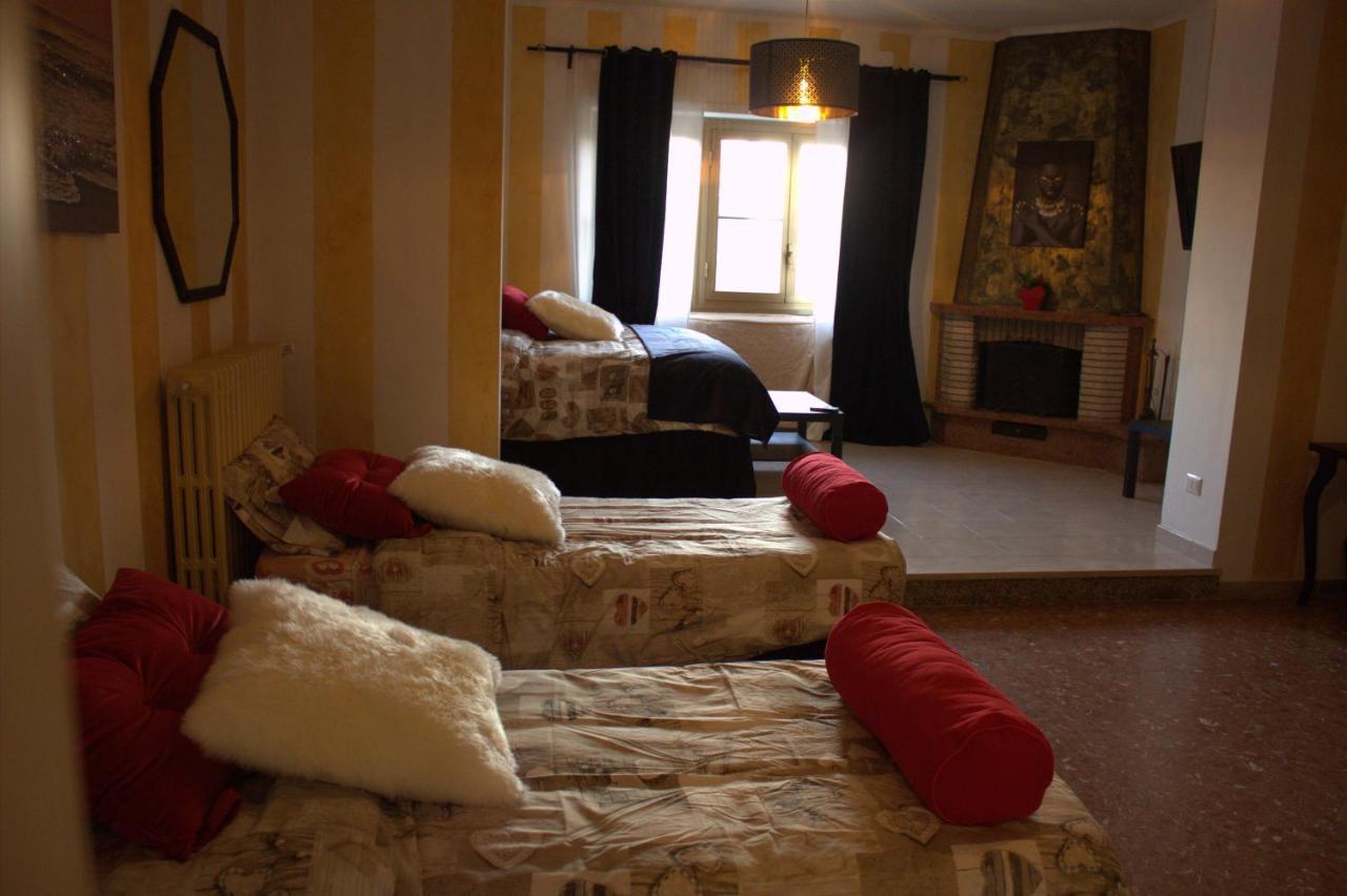 Fiumicinoa57 Bed & Breakfast Luaran gambar